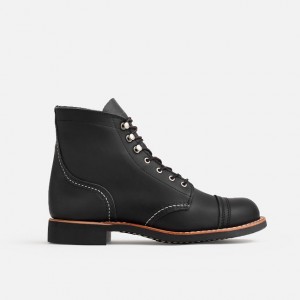 Red Wing Short Boot in Black Boundary Leather | YSZF-76851